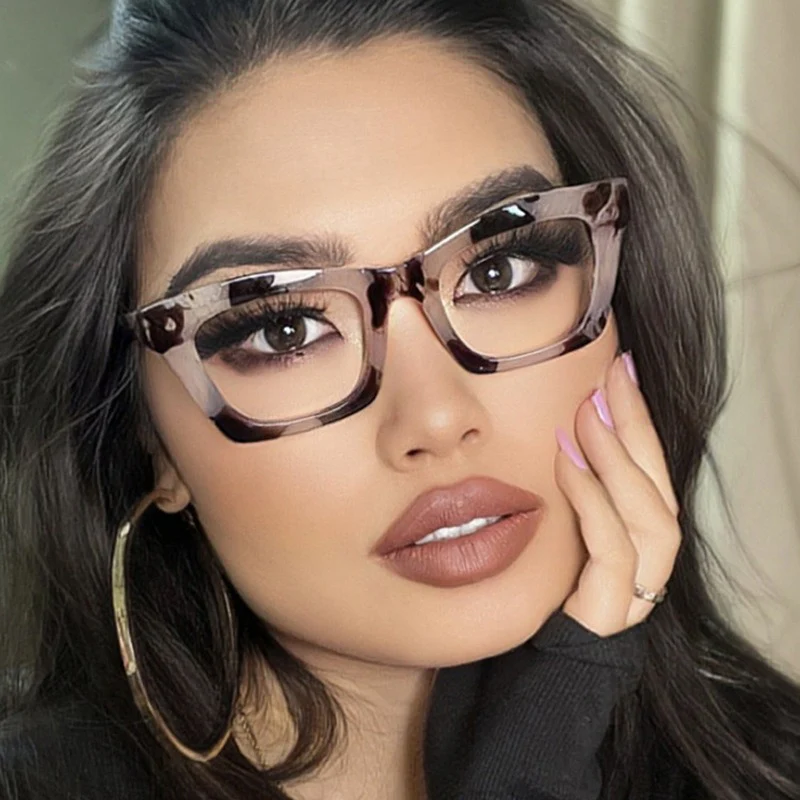 Retro Cat Eye Glasses for Women Anti Eyestrain VK2306 - Image 3